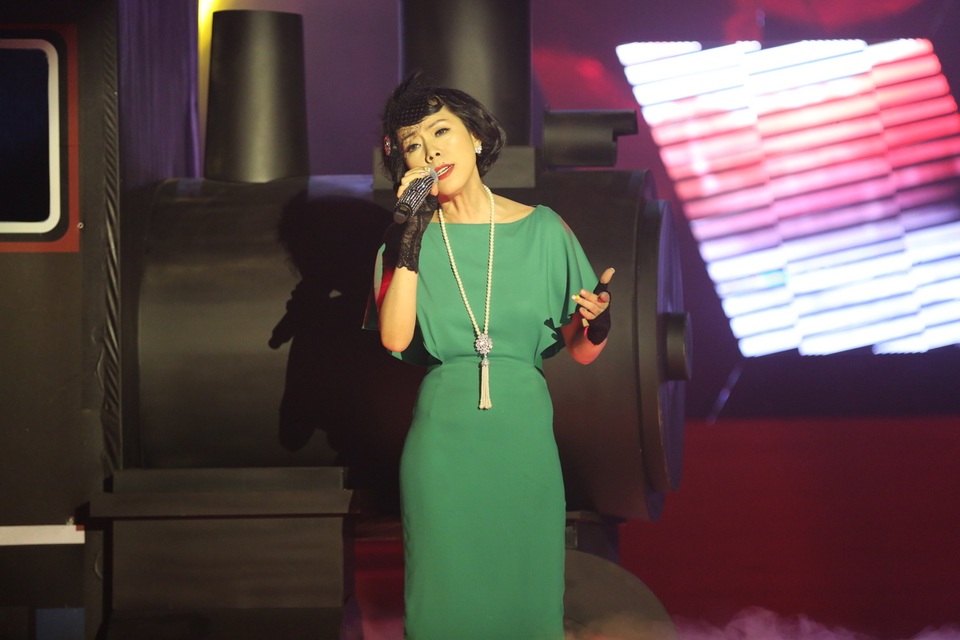 Yến Xuân bất ngờ làm mới nhạc Bolero - 3 Yến Xuân bất ngờ làm mới nhạc Bolero - 3