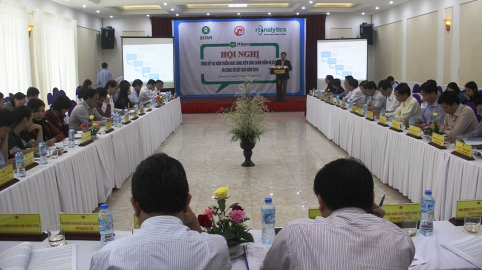 Người dân còn phàn nàn về chất lượng dịch vụ hành chính công - 1 Hội thảo đánh giá kết quả 2 năm triển khai sáng kiến Dân chấm điểm