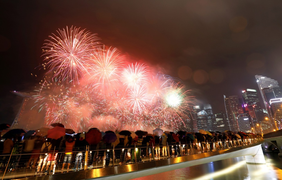 Thế giới mở "đại tiệc" pháo hoa đón năm 2018 - 10
(Ảnh: Reuters)