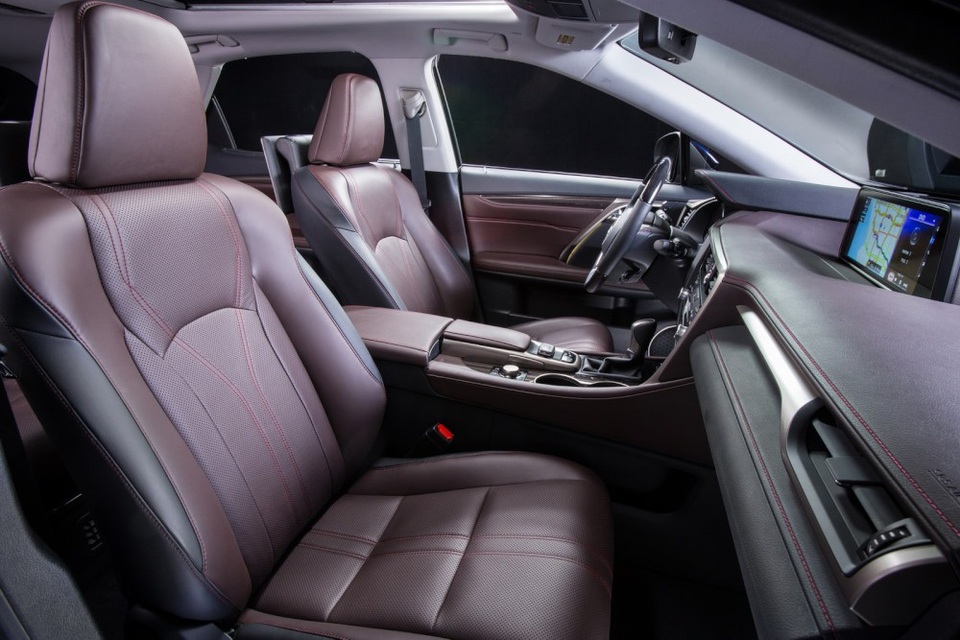 Lexus giảm giá xe RX 450h - 6 Lexus giảm giá xe RX 450h - 6