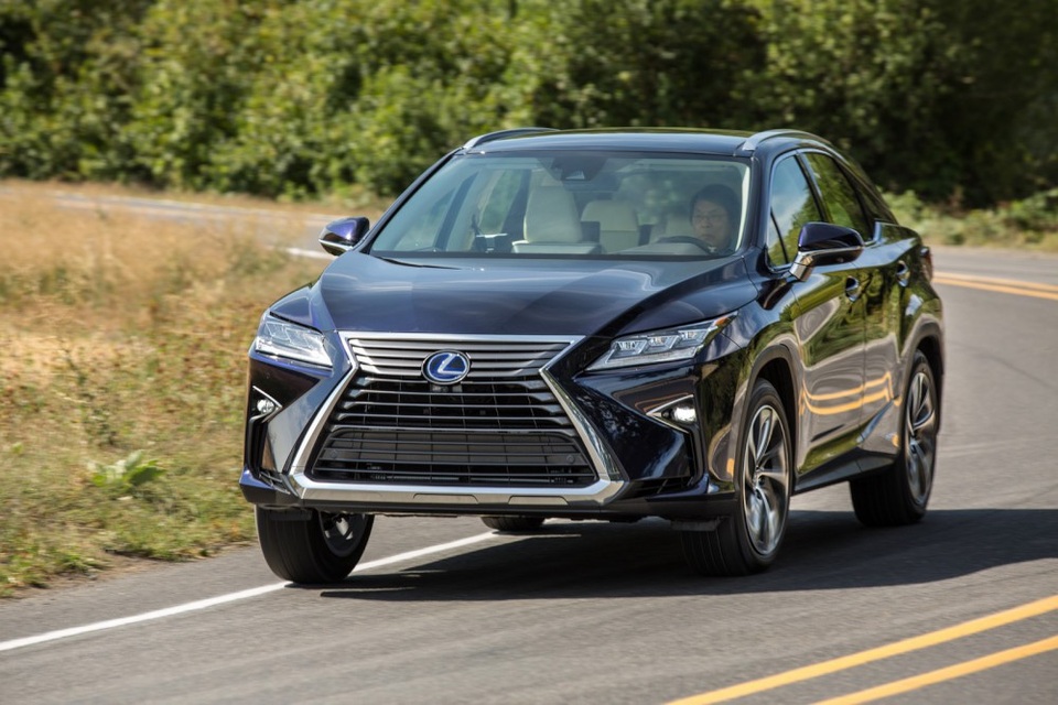 Lexus giảm giá xe RX 450h - 3 Lexus giảm giá xe RX 450h - 3