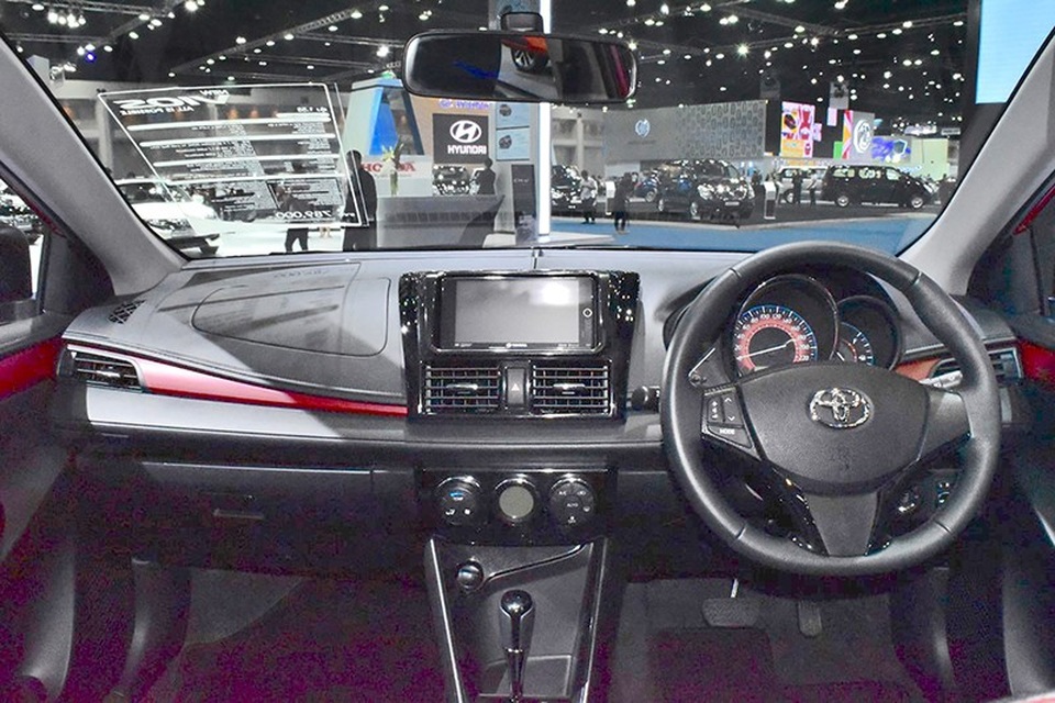 Toyota hé lộ thông tin Vios phiên bản 2018 tại Ấn Độ - 5 Toyota hé lộ thông tin Vios phiên bản 2018 tại Ấn Độ - 5