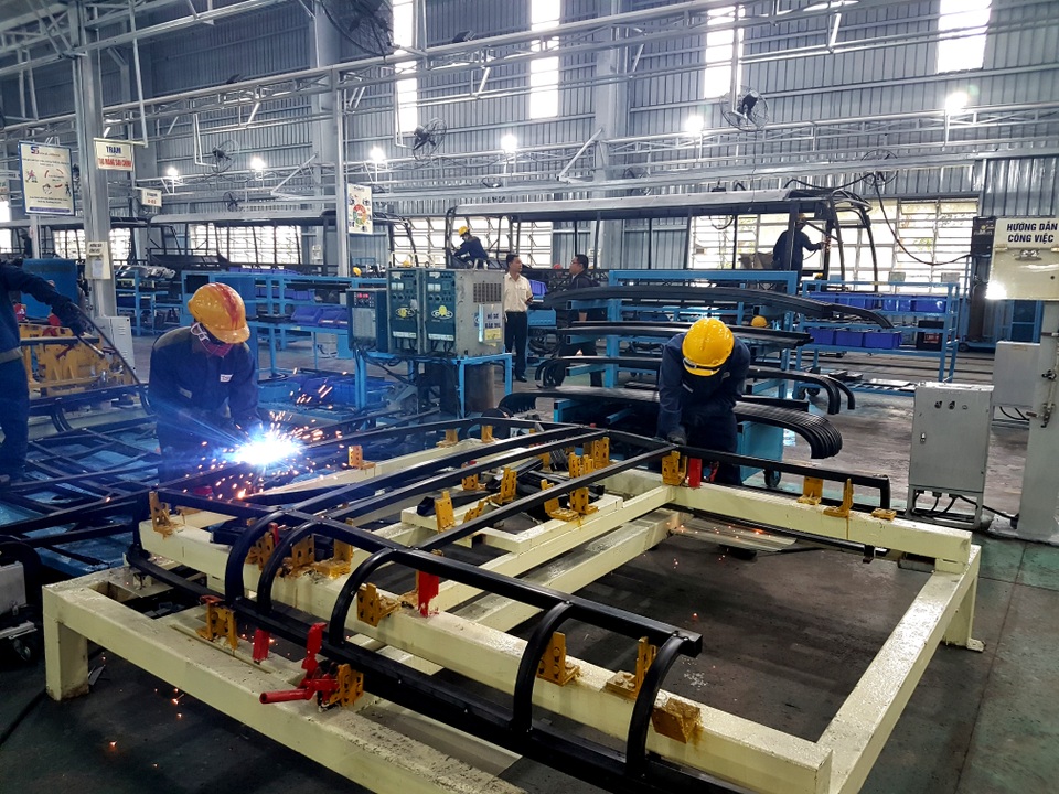 Vụ cháy nhà máy Thaco: Thiệt hại 250 tỉ đồng, khôi phục sản xuất - 1 Nhà máy sản xuất xe buýt của Thaco đã hoạt động trở lại sau 9 ngày xảy ra vụ cháy