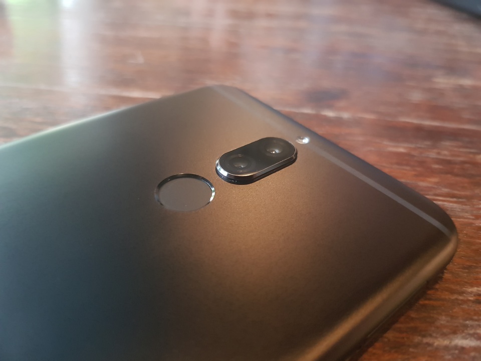 Huawei sắp đưa smartphone 4 camera về Việt Nam - 2 Huawei sắp đưa smartphone 4 camera về Việt Nam - 2