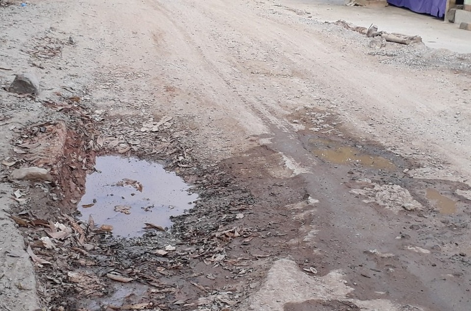 Con đường liên xã xuống cấp nghiêm trọng