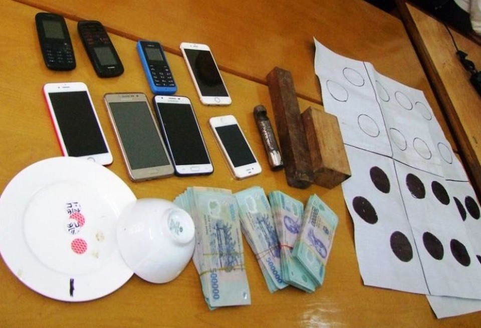 Triệt xóa đường dây đánh bạc, cho vay nặng lãi quy mô lớn - 2 Tang vật vụ án