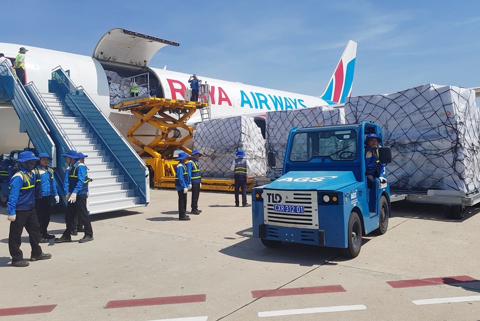 ASEAN viện trợ Việt Nam lô hàng hơn 174.000 USD sau bão Damrey - 2 ASEAN viện trợ Việt Nam lô hàng hơn 174.000 USD sau bão Damrey - 2