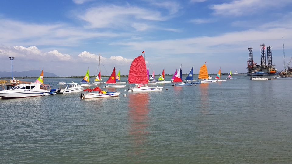 Hấp dẫn giải đua thuyền buồm Vũng Tàu Marina Sailing Cup 2017 - 4 Hấp dẫn giải đua thuyền buồm Vũng Tàu Marina Sailing Cup 2017 - 4