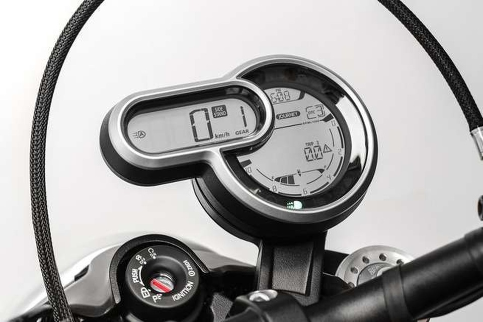 Ducati tiếp tục “làm giàu” với quân bài Scrambler - 3 Ducati tiếp tục “làm giàu” với quân bài Scrambler - 3