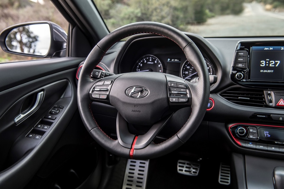 Hyundai i30 giành giải thiết kế, ra mắt tại Mỹ với tên gọi Elantra GT - 5 Hyundai i30 giành giải thiết kế, ra mắt tại Mỹ với tên gọi Elantra GT - 5