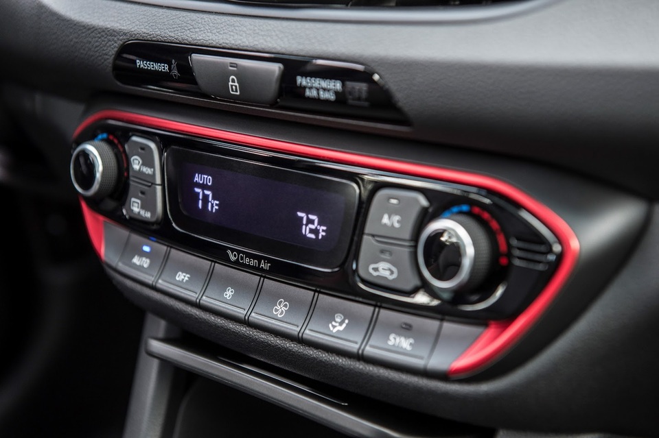 Hyundai i30 giành giải thiết kế, ra mắt tại Mỹ với tên gọi Elantra GT - 7 Hyundai i30 giành giải thiết kế, ra mắt tại Mỹ với tên gọi Elantra GT - 7