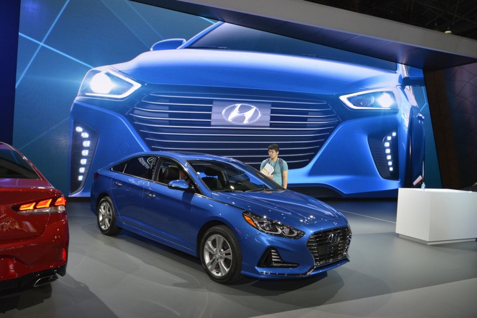 Hyundai Sonata 2018 phiên bản Mỹ ra mắt - 4 Hyundai Sonata 2018 phiên bản Mỹ ra mắt - 4