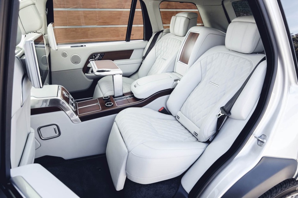 Range Rover SVAutobiography 2018 - Một lựa chọn thay thế Bentley Bentayga - 14 Range Rover SVAutobiography 2018 - Một lựa chọn thay thế Bentley Bentayga - 14