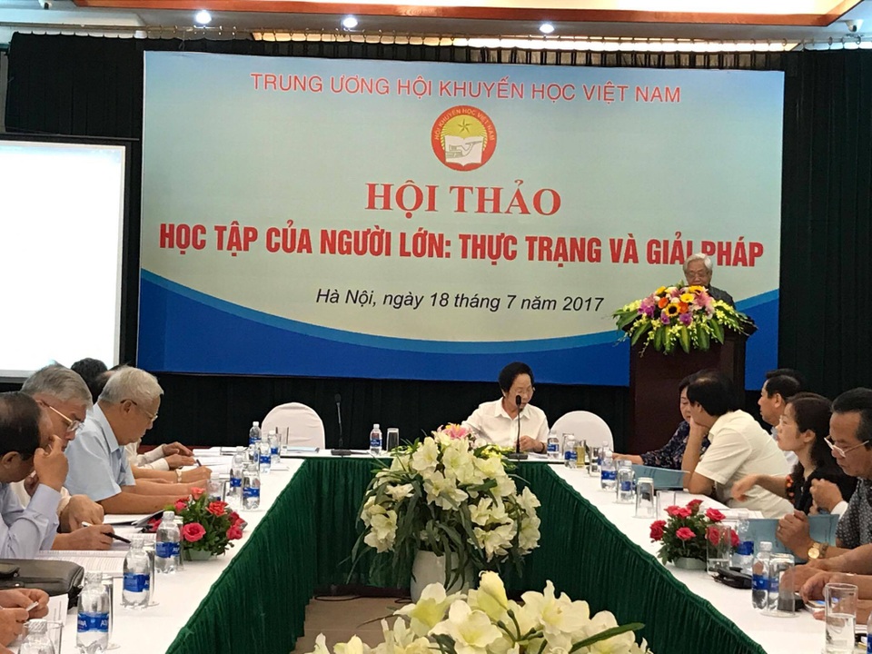 Giải pháp nào để giải sự "ngại học" của người lớn? - 1 Giải pháp nào để giải sự "ngại học" của người lớn? - 1