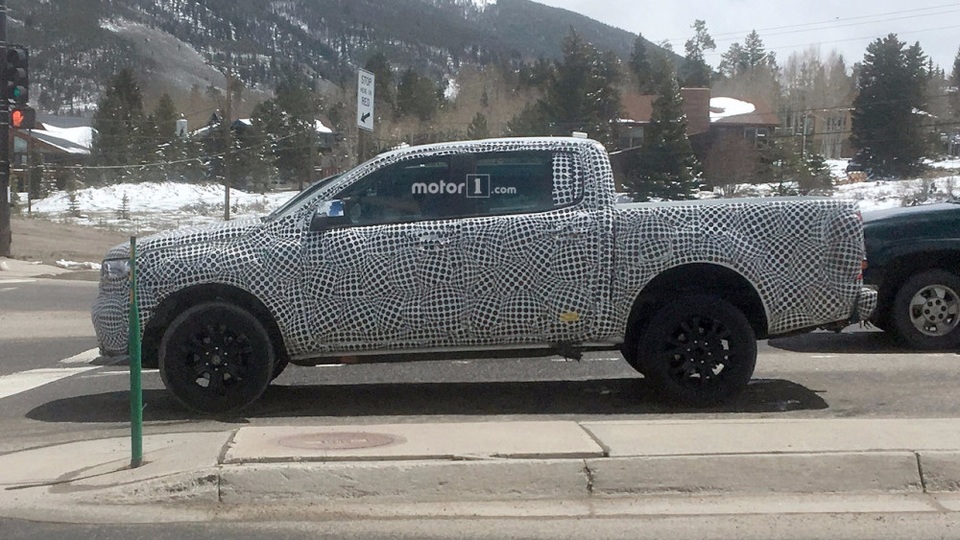 "Tóm gọn" Ford Ranger phiên bản mới trên đường chạy thử - 5