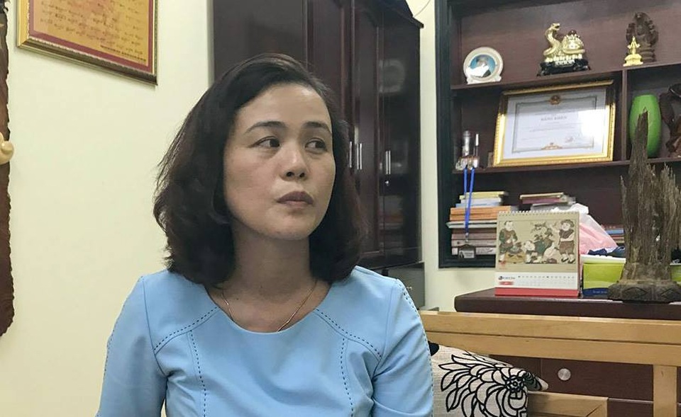 Hà Nội: Tạm đình chỉ Phó Chủ tịch UBND phường Văn Miếu - 2
Bà Nguyễn Thị Thuý Hà - Phó Chủ tịch UBND phường Văn Miếu vừa bị tạm đình chỉ công tác.