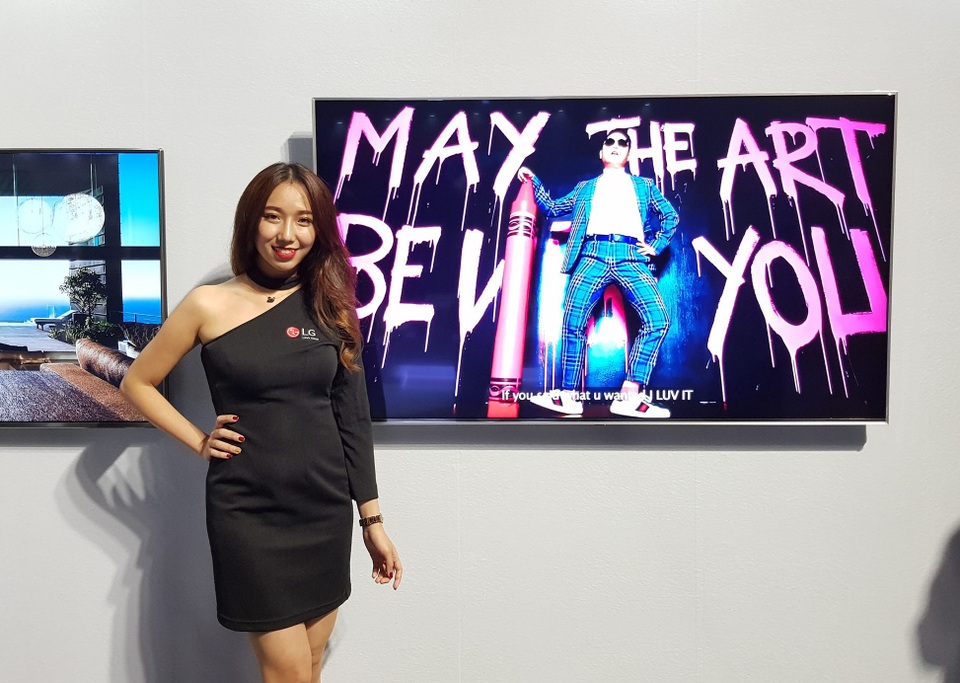 TV OLED siêu mỏng về VN với giá 650 triệu đồng - 4 LG cũng giới thiệu các mẫu UHD TV 4K tại VN