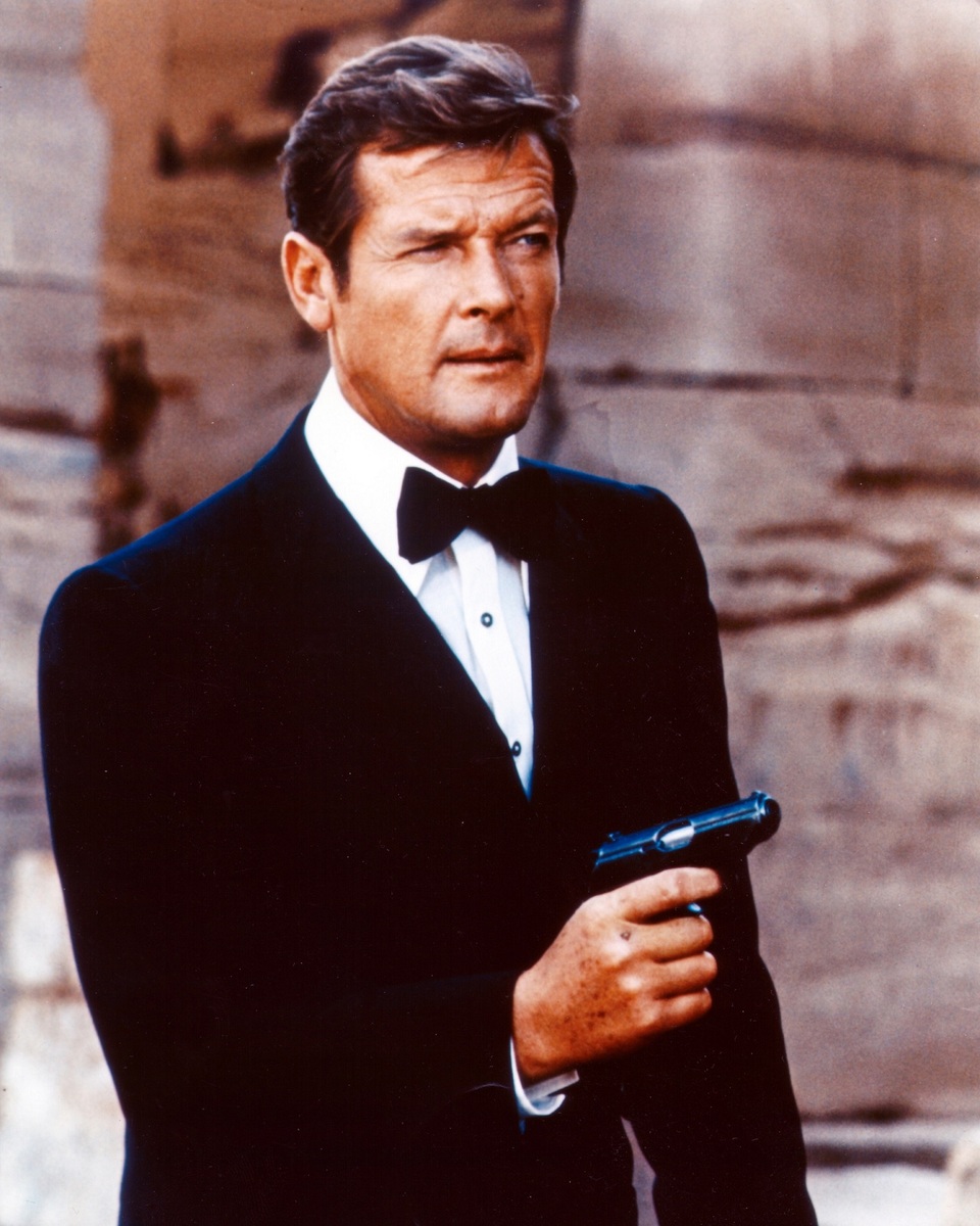 Huyền thoại “Điệp viên 007” Roger Moore qua đời ở tuổi 89 - 5