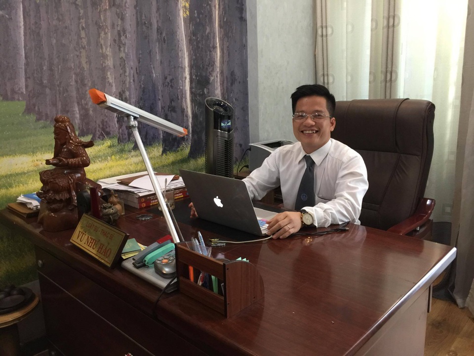 Luật sư nói gì về vụ "chồng chết đột ngột, vợ khó chứng tử"? - 2
Luật sư Vũ Như Hảo (Đoàn luật sư tỉnh Khánh Hòa) cho rằng, việc xử lý cấp chứng tử tại phường Cam Nghĩa là trái với chủ trương cải cách hành chính của Nhà nước”.