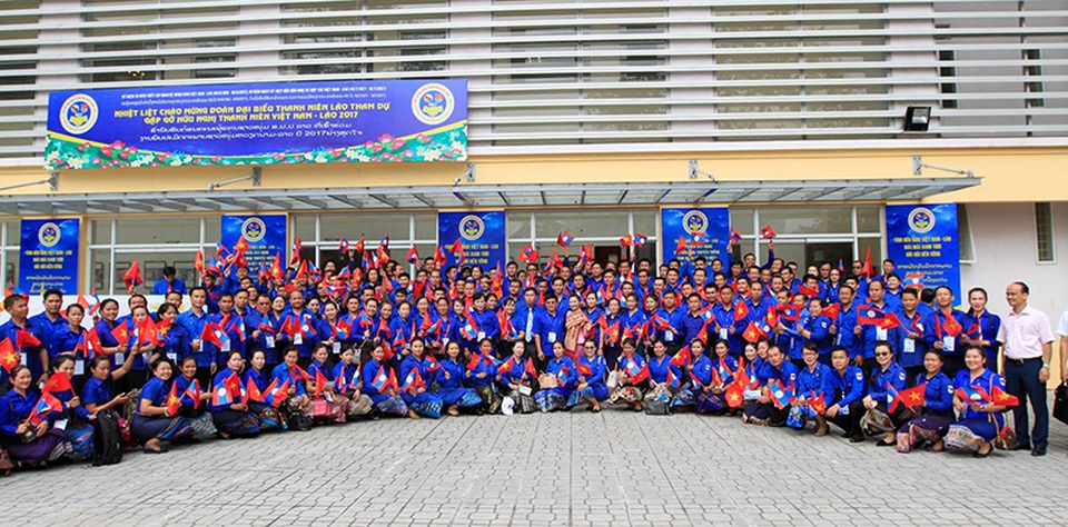 Khai mạc Gặp gỡ hữu nghị thanh niên Việt Nam – Lào 2017 - 4 Thanh niên Việt Nam - Lào hào hứng tham gia chương trình giao lưu thắm tình hữu nghị