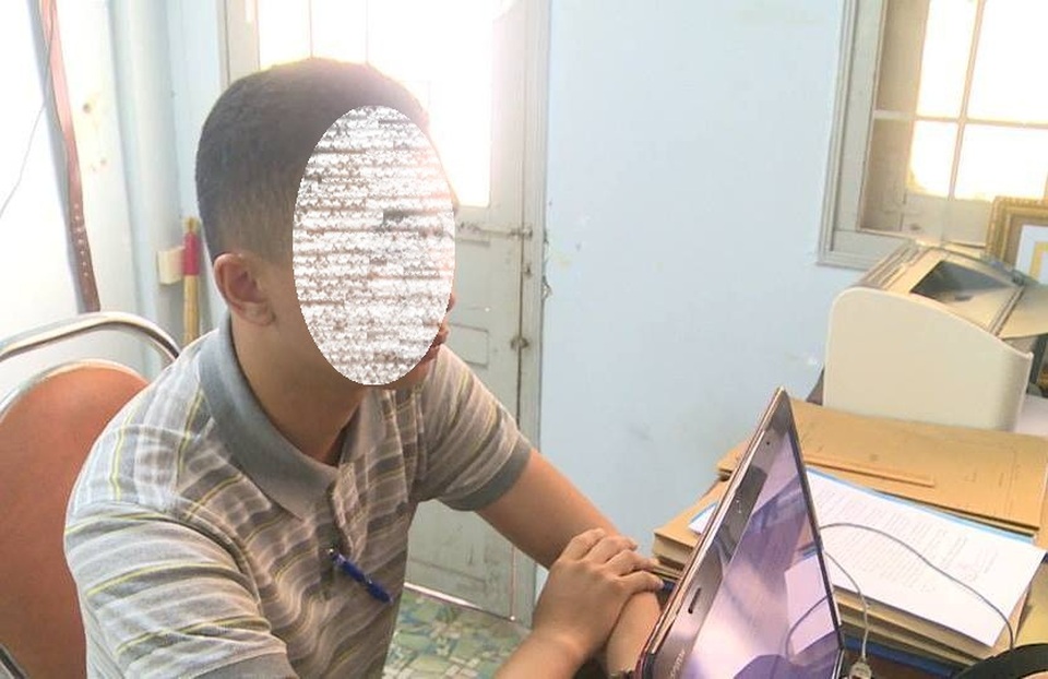 Tín đang làm việc với Công an Vũng Tàu