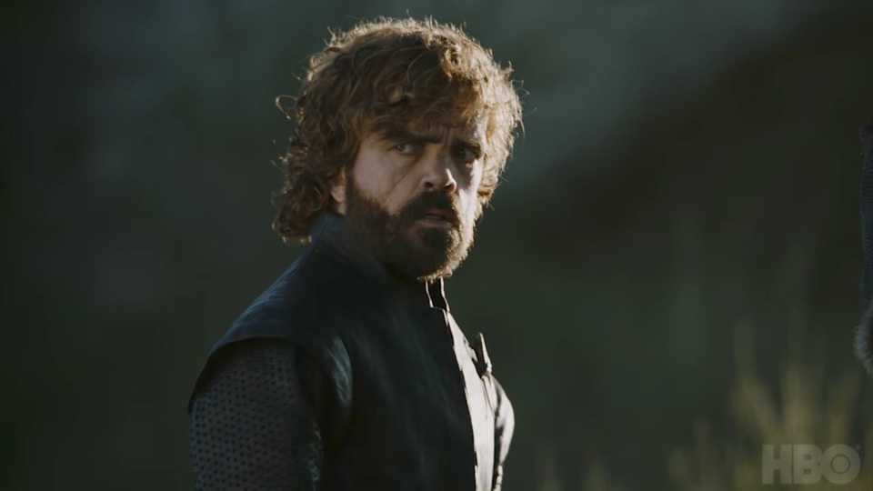 Tyrion hiện giờ đã là Cánh tay của Nữ hoàng nhưng thần thái của nhân vật này giờ đây khá trầm tư, u buồn, khiến người xem không khỏi lo lắng cho “Quỷ lùn”.