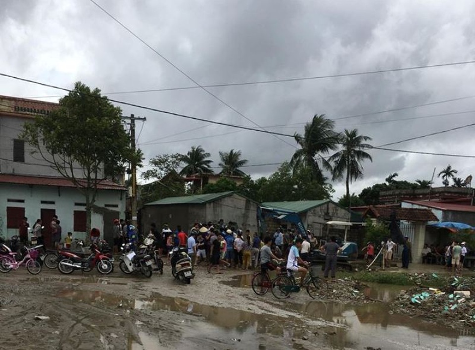 Hiện trường nơi người mẹ gặp nạn khi trên đường đến nhà con gái