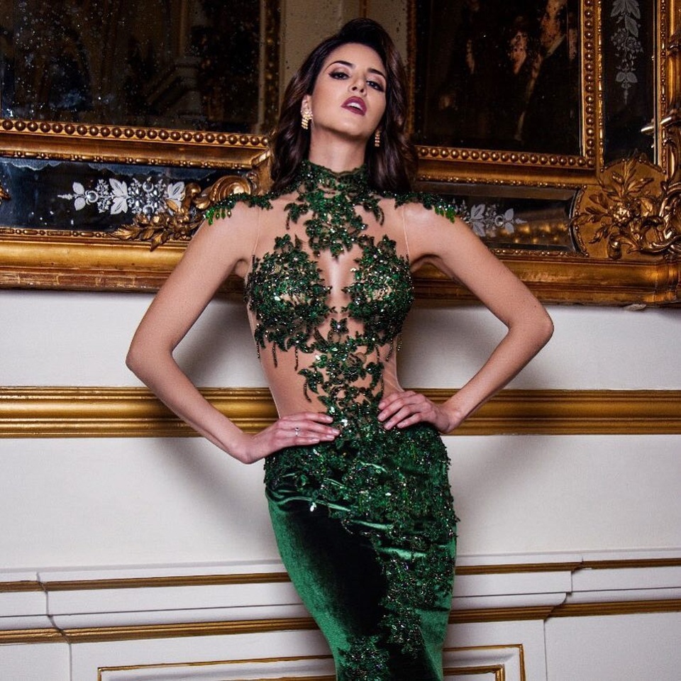 Nhan sắc nóng bỏng của tân hoa hậu hòa bình thế giới - 7
Người đẹp thích nhảy salsa vì nó là một phần quan trọng trong văn hoá và truyền thống gia đình của cô.