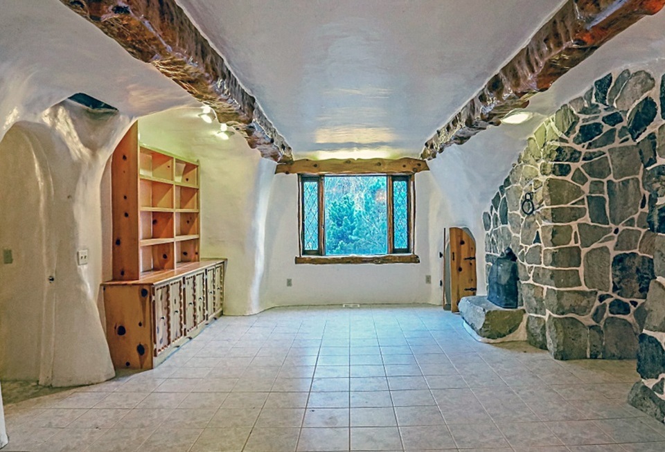 Căn nhà của nàng Bạch Tuyết có giá 23 tỷ đồng - 15 Căn nhà của nàng Bạch Tuyết có giá 23 tỷ đồng - 15