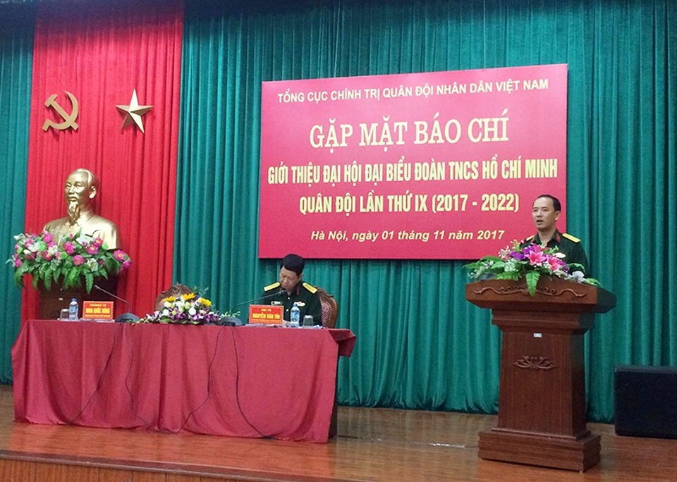 Đại hội đại biểu Đoàn TNCS HCM Quân đội lần thứ IX sẽ diễn ra ngày 8-9/11 - 1 Đại tá Đinh Quốc Hùng - Trưởng Ban thanh niên Quân đội trao đổi tại cuộc họp báo giới thiệu về Đại hội