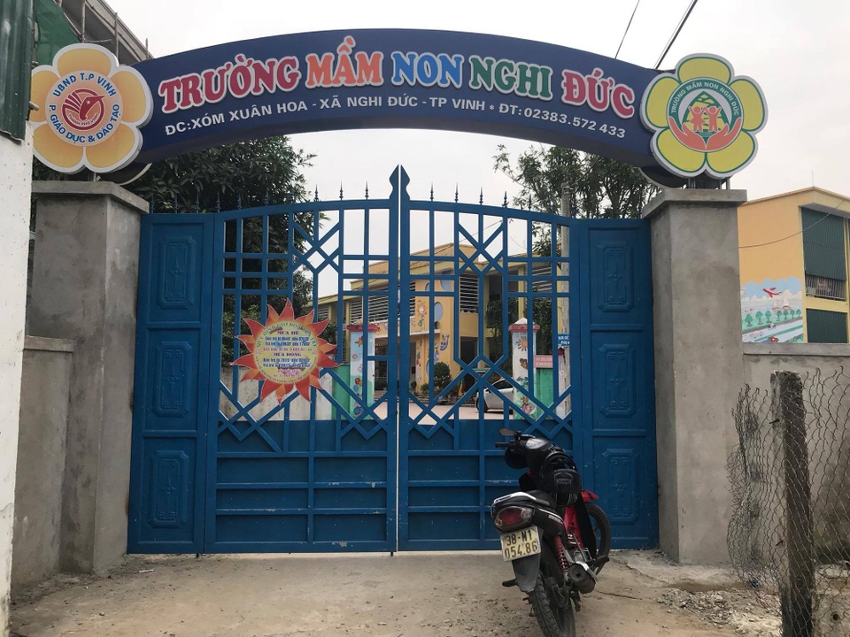 Mẹ cháu bé 5 tuổi "tố"cô giáo đánh gãy ngón tay con mình ở trường mầm non - 5
Trường Mầm non Nghi Đức - nơi cháu Long theo học.