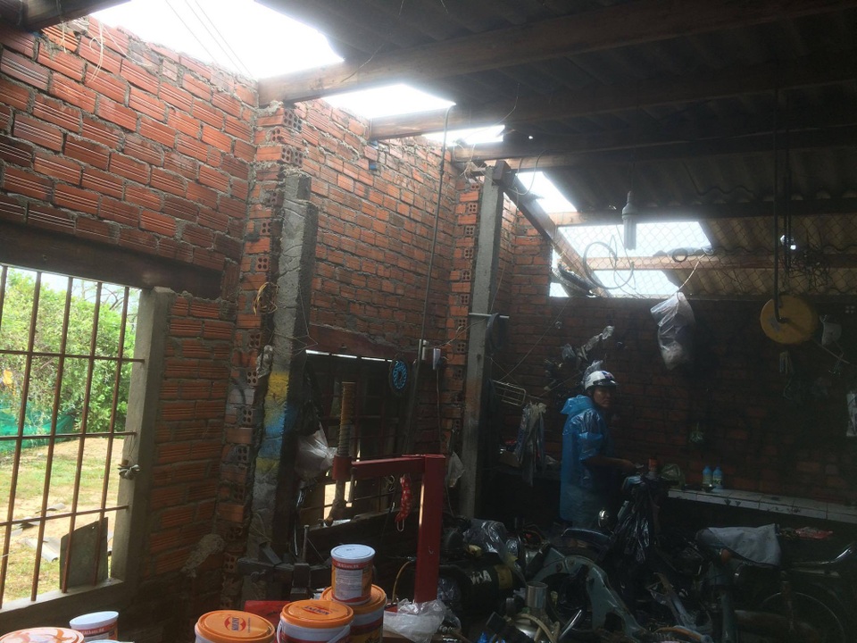 "Cơn bão chưa từng thấy suốt 25 năm qua!" - 10 "Cơn bão chưa từng thấy suốt 25 năm qua!" - 10
