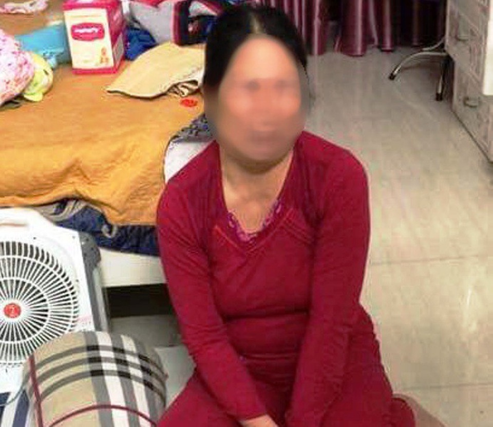 Vụ bé gái bị bạo hành: Gia đình người giúp việc xin tha thứ - 1 Bà Nguyễn Thị Hàn (còn gọi là Hoàn) đã bị cơ quan Công an thành phố Phủ Lý bắt giữ khẩn cấp
