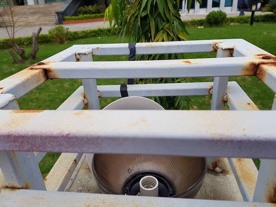Cận cảnh mối nguy hiểm “chết người” rình rập quanh khu liên cơ quan tỉnh Bắc Giang - 9 Cận cảnh mối nguy hiểm “chết người” rình rập quanh khu liên cơ quan tỉnh Bắc Giang - 9