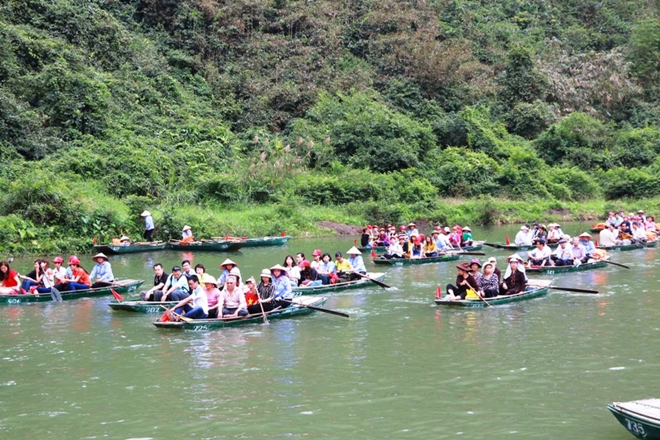 Khám phá “vịnh Hạ Long trên cạn” ở Ninh Bình - 16