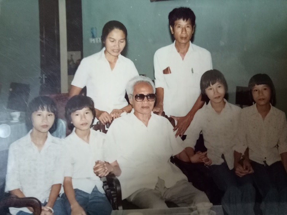 Chuyện chưa kể về ca sinh 4 “chấn động” được đích thân cố Thủ tướng đặt tên - 3 Không chỉ đặt tên là Bắc, Nam, Thống, Nhất, cố Thủ tướng Phạm Văn Đồng còn dành sự quan tâm đặc biệt cho những người con này.