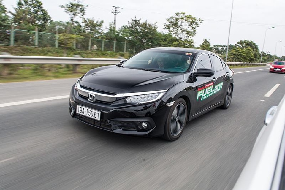 Lái xe tiết kiệm nhiên liệu: Thách thức bản thân và khả năng vận hành của xe - 3
Kể từ ngày chính thức có mặt tại thị trường Việt Nam, các sản phẩm ôtô Honda đã ghi dấu ấn sâu sắc trong lòng khách hàng với những giá trị cốt lõi làm nên thương hiệu: Bền bỉ - Chất lượng - Tin cậy (DQR).