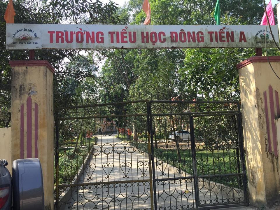 Vụ loạn thu ở trường nghèo: Phòng GD-ĐT có bao che? - 1 Ngôi trường nghèo này 1 năm dùng 9 triệu đồng để mua hoa và cây cảnh