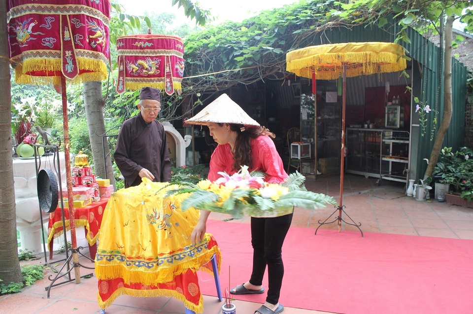 Chọn giờ đẹp, thuê thầy làm lễ… an táng chó mèo! - 4 Đám ma của vật nuôi được tổ chức trang trọng, với đầy đủ các nghi thức