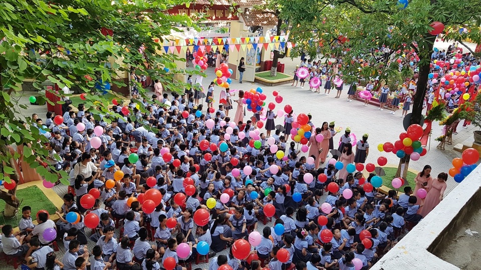 Chiều nay, 250.000 học sinh tỉnh Thừa Thiên Huế nghỉ học tránh bão - 1 Toàn bộ học sinh tỉnh Thừa Thiên Huế sẽ được nghỉ học từ chiều 14/9