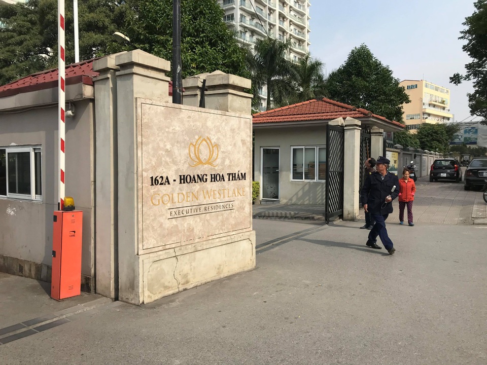 Hà Nội: Cháy lớn tại chung cư trên đường Hoàng Hoa Thám - 14
Chung cư Golden Westlake - nơi xảy ra cháy.