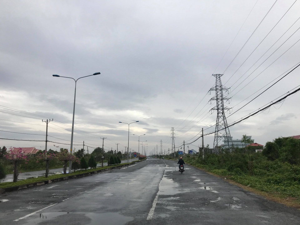 Người Sài Gòn, miền Tây chống bão - 4
Biển Cần Giờ bình yên, bầu trời chỉ hơi âm u