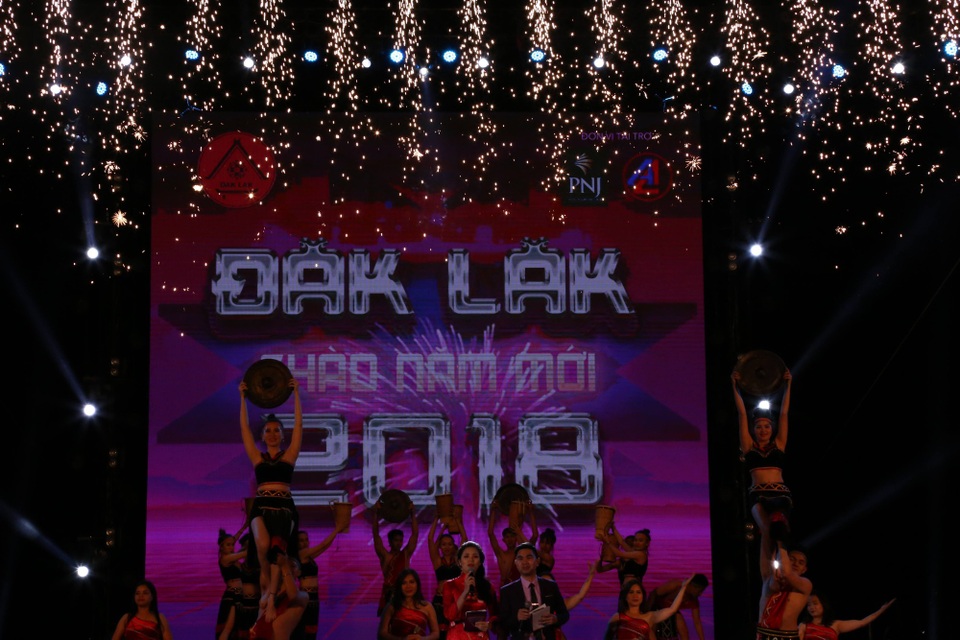 Nhộn nhịp trước thềm năm mới 2018 - 4 Lễ hội đếm ngược lần đầu được tổ chức tại Đắk Lắk