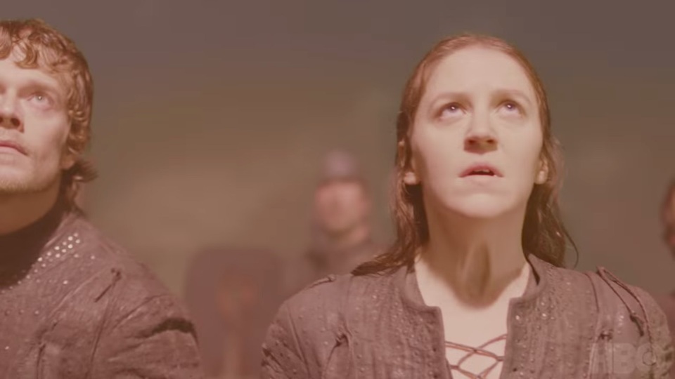 Điều này có nghĩa là Theon Greyjoy và chị gái Yara sẽ phải chiến đấu chống lại chính chú ruột.