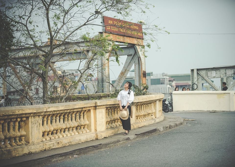 Bộ ảnh gợi nhớ một Hà Nội cổ kính và bình yên - 5 Bộ ảnh gợi nhớ một Hà Nội cổ kính và bình yên - 5
