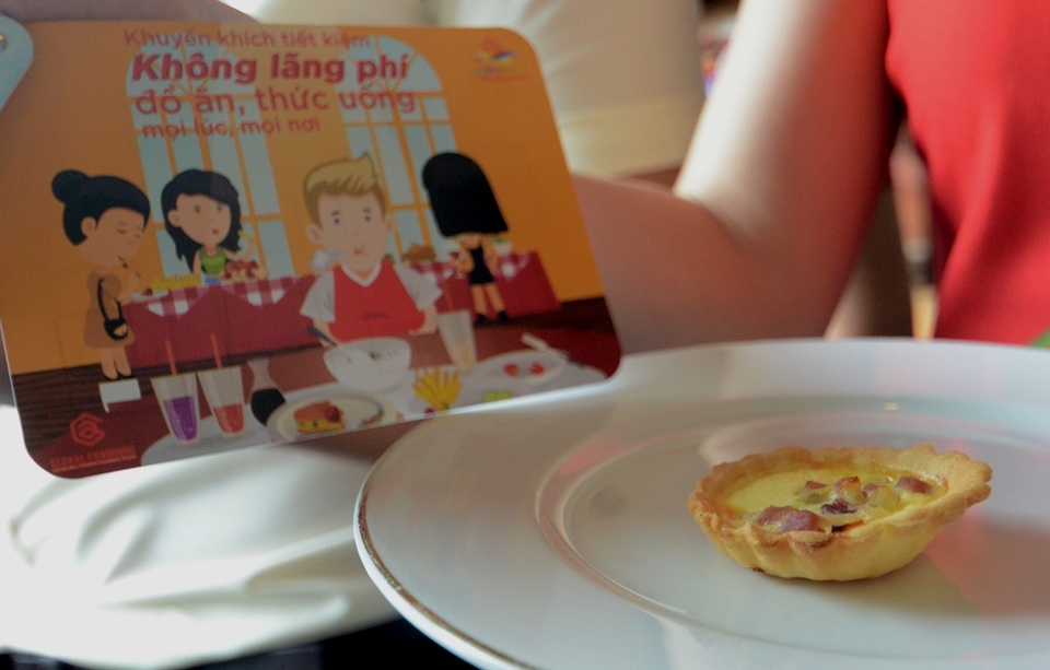 TPHCM công bố bộ quy tắc ứng xử dành cho du khách - 3 Việc tránh lãng phí đồ ăn thức uống trong các buổi tiệc tự phục vụ cũng được lựa chọn đưa vào bộ quy tắc.