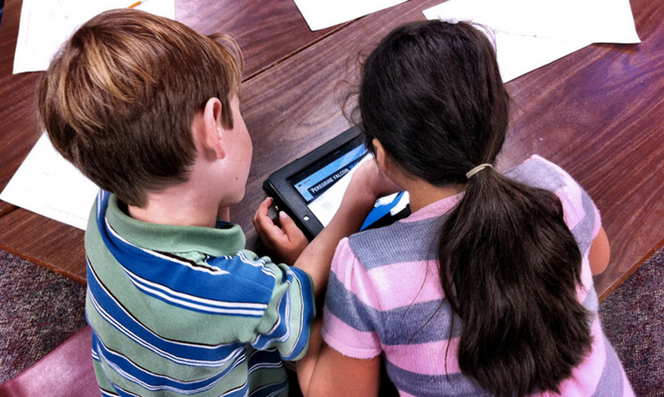 Hốt hoảng phát hiện con mua sắm gần 200 triệu triệu khi chơi game trên iPad - 1