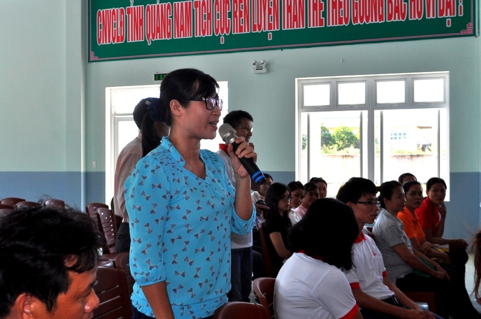 Quảng Nam: Công nhân kiến nghị nhiều đề xuất về đời sống an sinh - 3 Bà Cao Thị Thắm - Chủ tịch Công đoàn Công ty giày Rieker tại Việt Nam - kiến nghị những quan tâm, lo lắng của công nhân