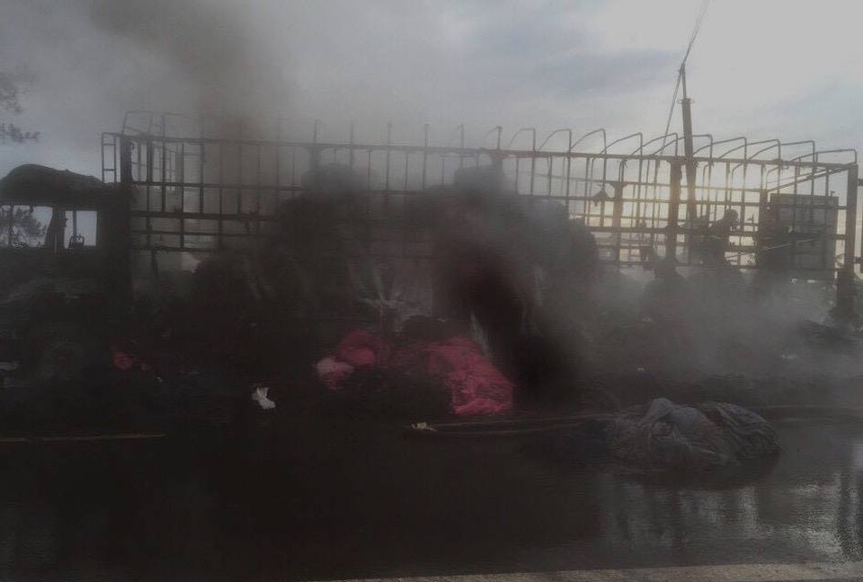 Chiếc xe bị cháy còn trơ khung sắt