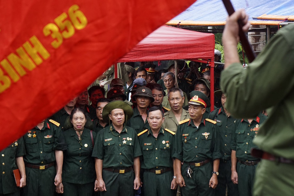 Trở về bên đồng đội yên nghỉ nơi chiến trường biên giới Vị Xuyên - 3
Trong chiến dịch MB84, Sư đoàn 356 trải qua trận đánh khốc liệt, gần 600 cán bộ chiến sĩ đã hy sinh tại vị trí đánh vào các cao điểm 772 và 685.